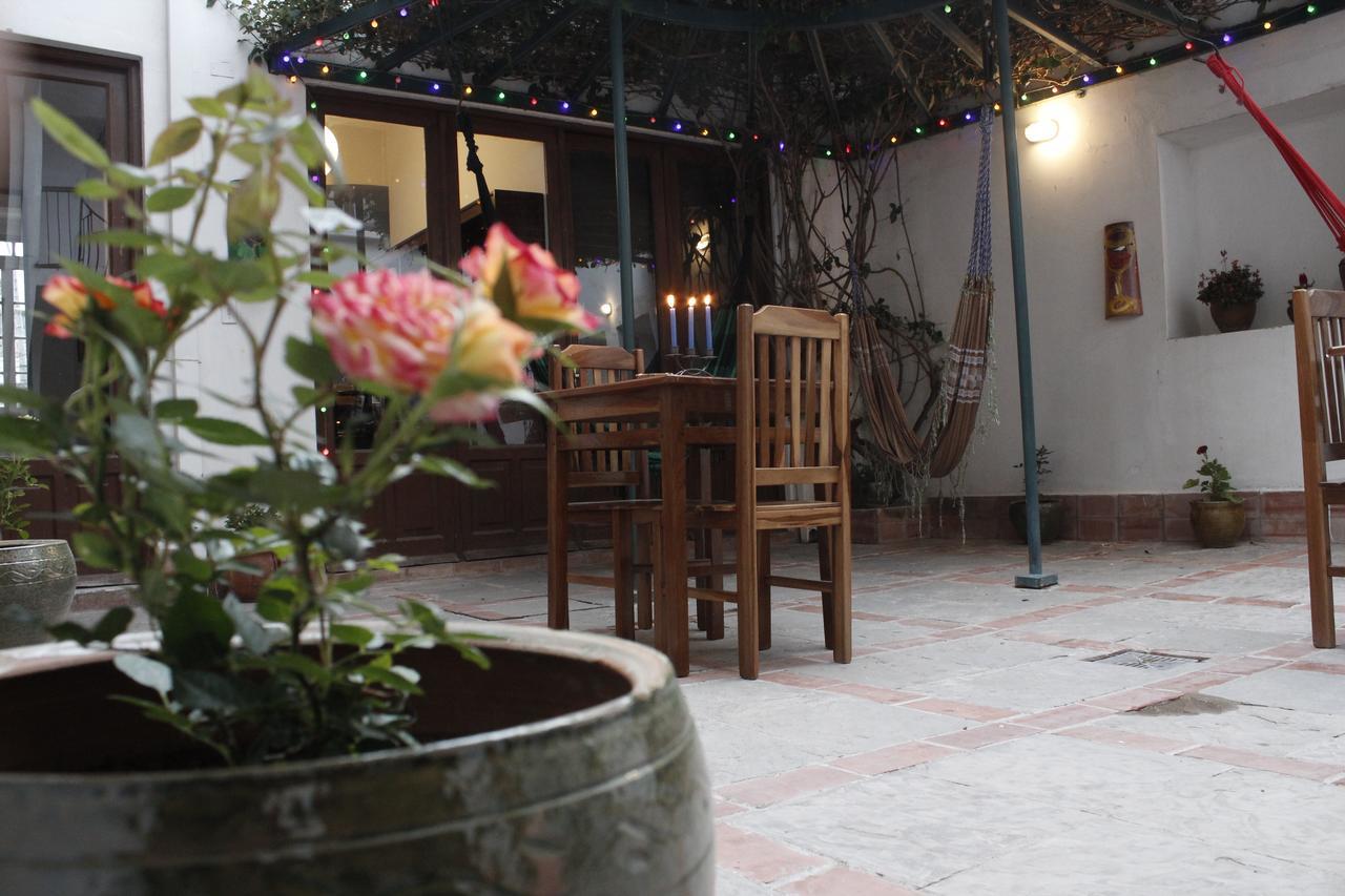 Hostel Casa Blanca Сукре Екстериор снимка