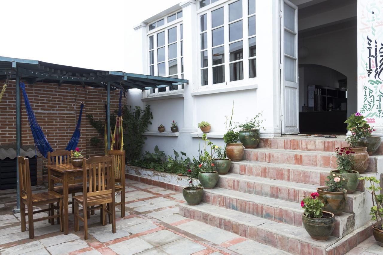 Hostel Casa Blanca Сукре Екстериор снимка